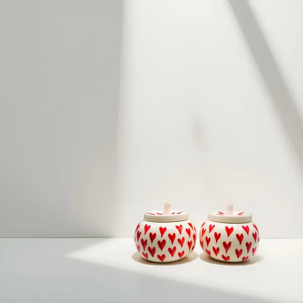 Apple_Shape_Ceramic_Pickle_Jars_|_Pottery_Storage_Jar_For_Pickle_|_Ceramic_Cornichon_Storage_Jar_For_Pickle_|_Barni_For_Achar_Uniqe_Shape_Tray-Apple2_(Pack_Of_2)