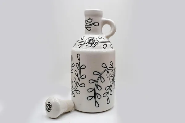 Handicrafts_Ceramic_Oil_Dispenser_Gol_|_White_|_1000_Ml