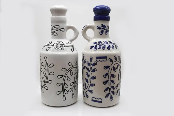 Handicrafts_Ceramic_Oil_Dispenser_Gol_|_Pack_Of_2_|_Blue_&_White_|_1000_Ml_Each