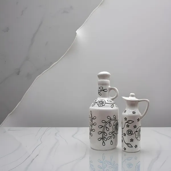 Handicrafts_Ceramic_Oil_Dispenser_Gol_+_Mini_|_Pack_Of_2_|_White_|_1000_Ml+300Ml