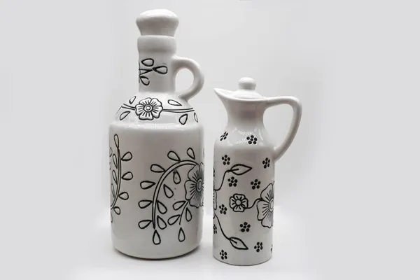 Handicrafts_Ceramic_Oil_Dispenser_Gol_+_Mini_|_Pack_Of_2_|_White_|_1000_Ml+300Ml