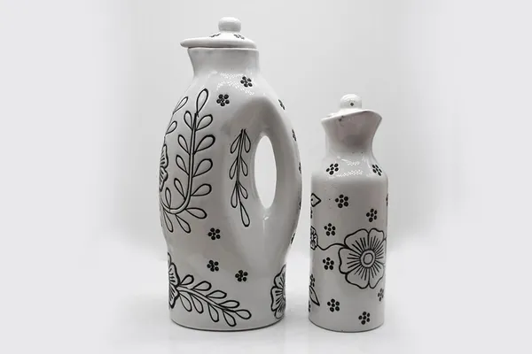 Ceramic_Oil_Dispenser_Mini_|_Pack_Of_2_|_White_|_1000_Ml_&_300Ml