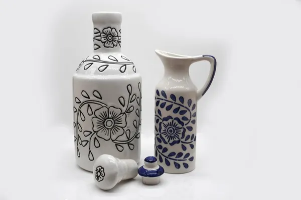 Handicrafts_Ceramic_Oil_Dispenser_Gol_+_Mini_|_Pack_Of_2_|_Blue_&_White_|_1000_Ml+300Ml