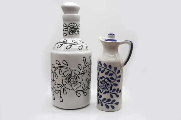 Handicrafts_Ceramic_Oil_Dispenser_Gol_+_Mini_|_Pack_Of_2_|_Blue_&_White_|_1000_Ml+300Ml