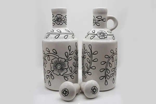 Handicrafts_Ceramic_Oil_Dispenser_Gol_|_Pack_Of_2_|_White_|_1000_Ml_Each