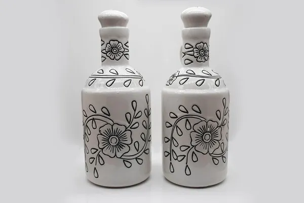 Handicrafts_Ceramic_Oil_Dispenser_Gol_|_Pack_Of_2_|_White_|_1000_Ml_Each