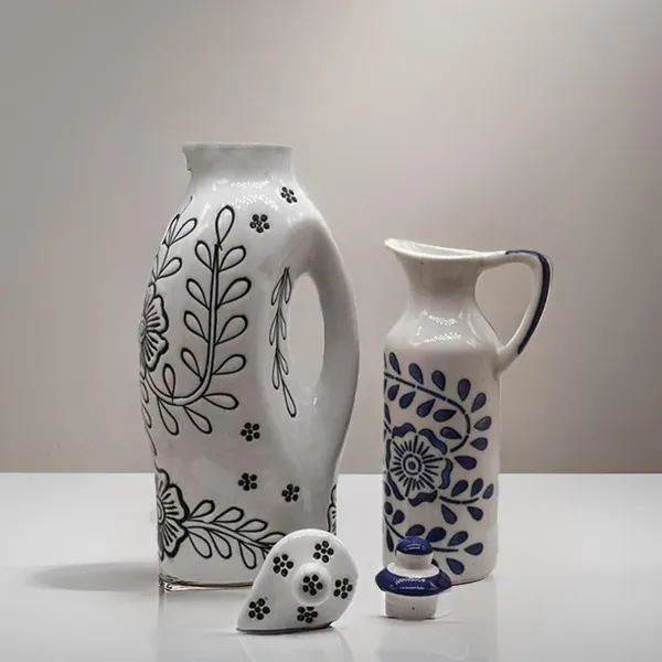 Ceramic_Oil_Dispenser_Mini_|_Pack_Of_2_|_White_&_Blue_|_1000_Ml_&_300Ml