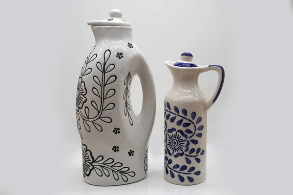 Ceramic_Oil_Dispenser_Mini_|_Pack_Of_2_|_White_&_Blue_|_1000_Ml_&_300Ml