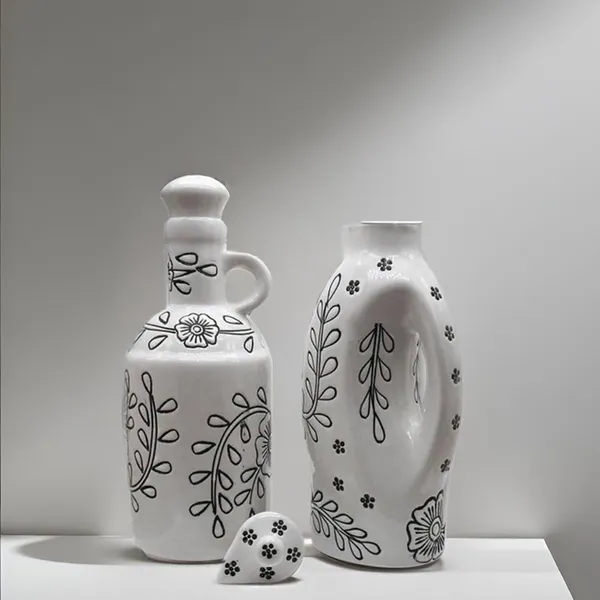 Handicrafts_Ceramic_Oil_Dispenser_Gol_|_Pack_Of_2_|_White_|_1000_Ml_Each