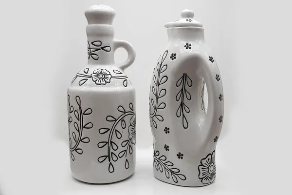 Handicrafts_Ceramic_Oil_Dispenser_Gol_|_Pack_Of_2_|_White_|_1000_Ml_Each