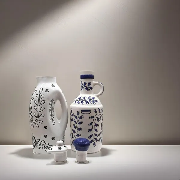 Handicrafts_Ceramic_Oil_Dispenser_|_Pack_Of_2_|_Blue_&_White_|_1000_Ml_Each