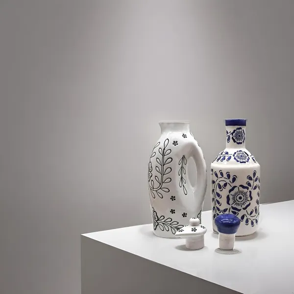Handicrafts_Ceramic_Oil_Dispenser_|_Pack_Of_2_|_Blue_&_White_|_1000_Ml_Each