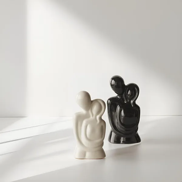 Handicrafts_Romantic_Couple_Sculptures__Black_&_White_Modern_Love_Showpiece_For_Gift_&_Home_Decor_|_Husband_Wife,_Boyfriend_Girlfriend_Decorative_Statues_(Pack_Of_2)