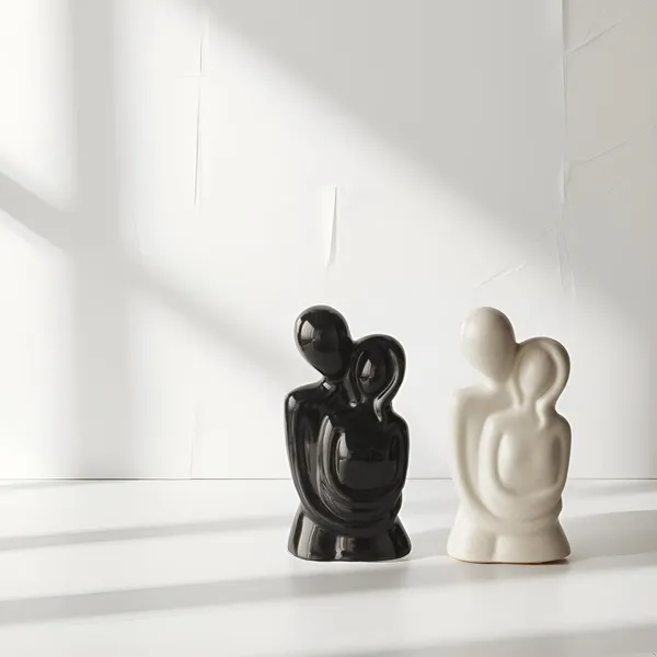 Handicrafts_Romantic_Couple_Sculptures__Black_&_White_Modern_Love_Showpiece_For_Gift_&_Home_Decor_|_Husband_Wife,_Boyfriend_Girlfriend_Decorative_Statues_(Pack_Of_2)