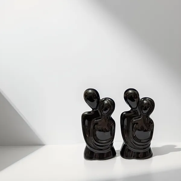 Romantic_Couple_Sculptures_Modern_Love_Showpiece_Set_For_Home_Decor_&_Gift_|_Black_Couple_Statue_(Pack_Of_2)