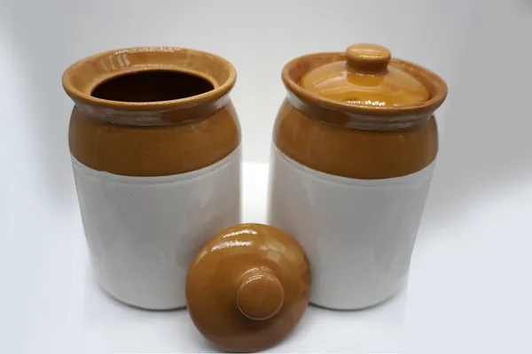 Ceramic_Jars_With_Lid_And_Multipurpose_Barni_For_Chutney|_Pickle|_Spice|_Storage_Container|_Dining_Table_Container_Set_(1000_Ml)_Pack_Of_2