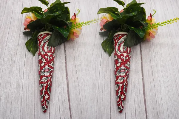 Ceramic_Pottery_Style_Cone_Planter_For_Home_Balcony_And_Living_Room_|_Flower_Vase_Planter_Floral_Cones_Decorative_Wall_Hanging_Planter_Pots_(Cone_(Red))