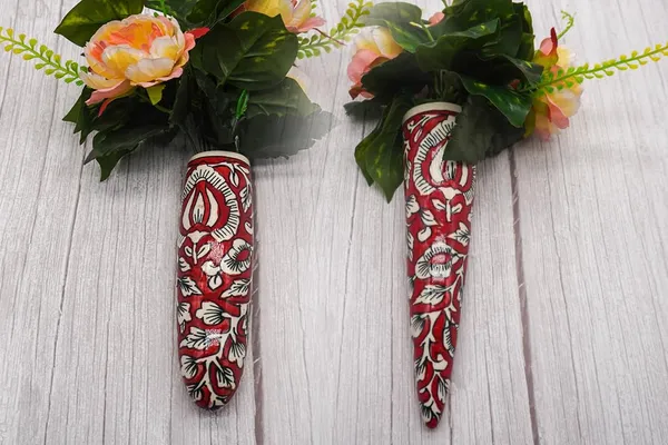 Ceramic_Pottery_Style_Cone_And_Oval_Planter_For_Home_Balcony_And_Living_Room_|_Flower_Vase_Planter_Decorative_For_Wall_Hanging_Planter_Pots_-_Pack_Of_2_(Red-Oval_&_Red-Cone)