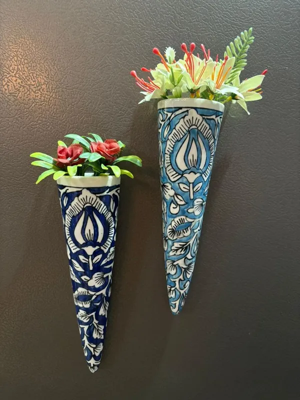 Ceramic_Pottery_Cone_Planter_For_Home_Balcony_And_Living_Room_|_Flower_Vase_Planter_Floral_Cones_Decorative_Wall_Hanging_Planter_Pots