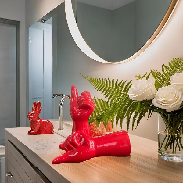 Ceramic_Pointed_Finger_Vase_Hand_Shape_Vase_Planter_Pots_Hand_Shaped_Flower_Vase_Ceramic_Planter_For_Home_Decor_(Vase-Finger-Red2)