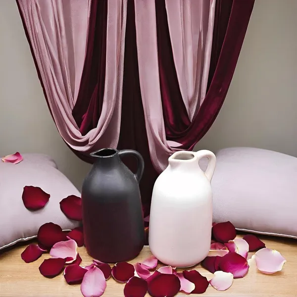 Handicrafts_Ceramic_Flower_Vase_In_Bottle_Shape__Stylish_Bottle_Shape_Design,_Ideal_For_Office_And_Living_Room_Centerpieces,_Elegant_Pot_For_Modern_Home_Decor_(Black_&_White)