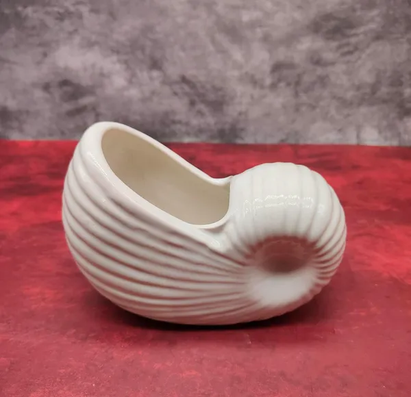 Ceramic_Bathroom_Accessories_Set_Set_Of_3_And_Organization_|_Modern_Bath_Set_With_Liquid_Handwash_Soap_Dispenser_And_Toothbrush_Holder_And_Tumbler_|_Soap_Dish_Bath-White