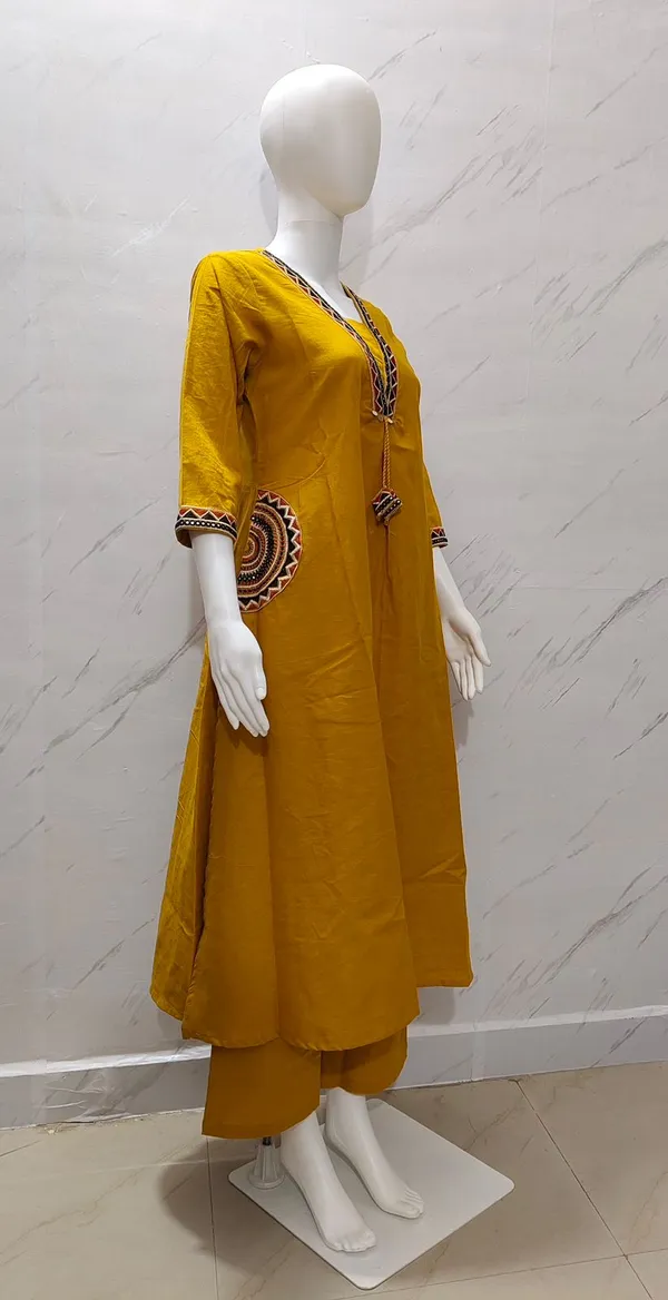 Heavy_Cotton_Flex_Embroidered_Kurti_Palazzo_Set