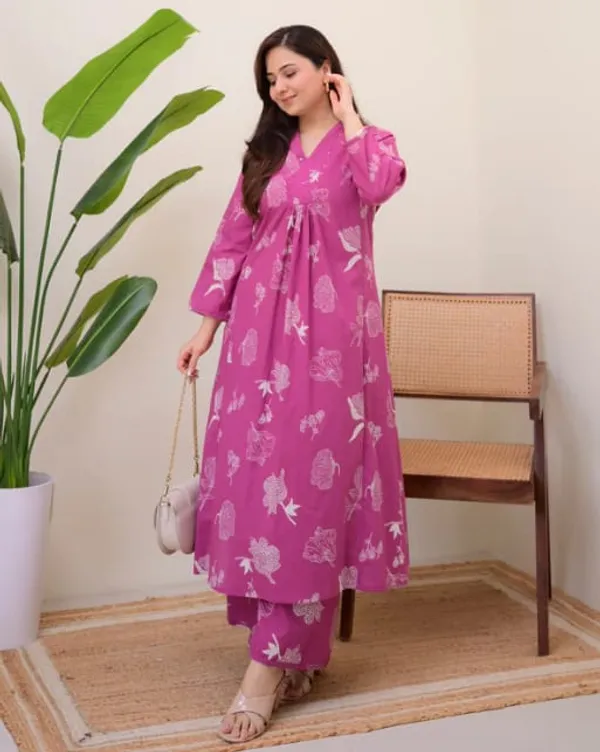 Pink_embroidery_stylish_kurta_set