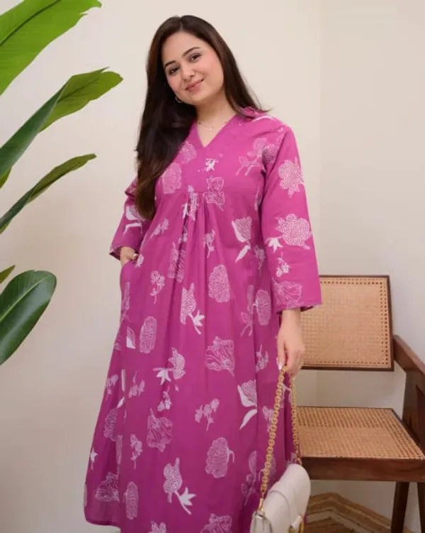 Pink_embroidery_stylish_kurta_set