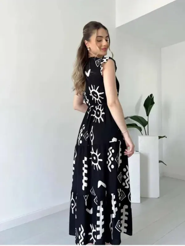 The_Queen_–_Premium_Printed_Rayon_Gown