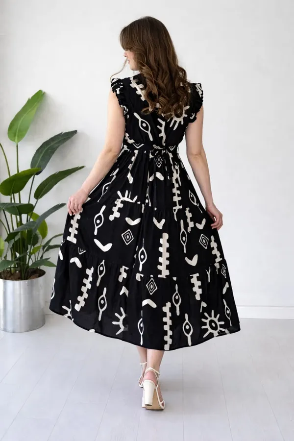 The_Queen_–_Premium_Printed_Rayon_Gown