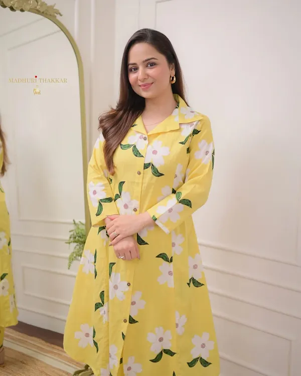 Yellow_Embroidery_stylish_kurta_set