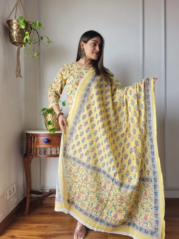 Canary_yellow_Cotton_suit_with_cotton_dupatta_(Stitched)