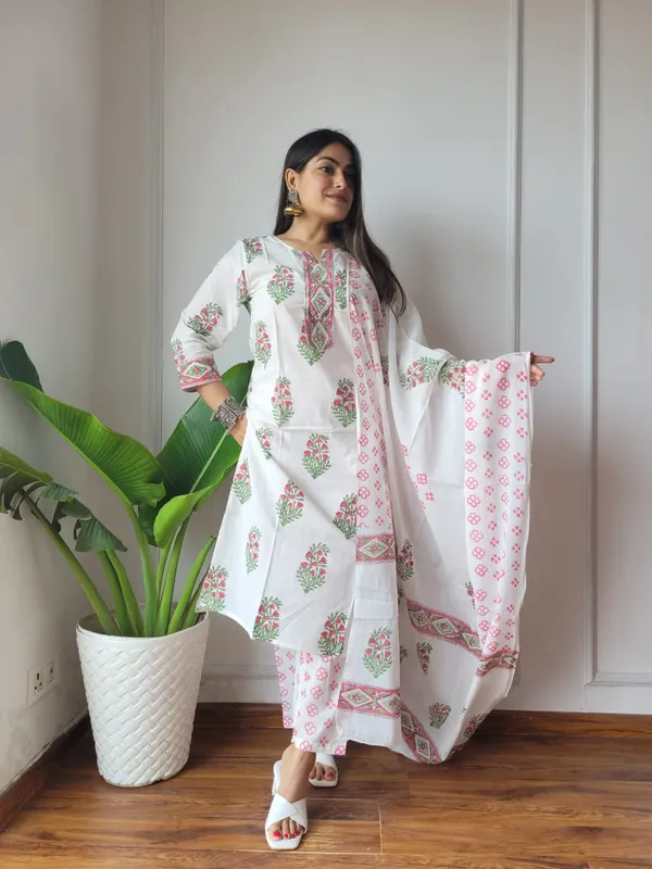 white_Cotton_suit_with_cotton_dupatta_(Stitched)