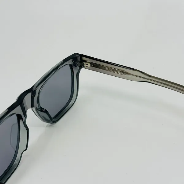 Gray_Polycarbonate_Premium_&_Elegant_Uv_Sunglasses_For_Men