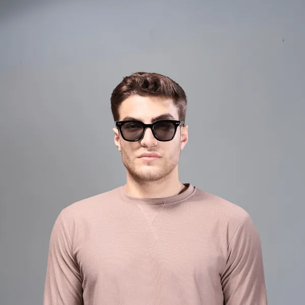 Black_Polycarbonate_Premium_&_Elegant_Uv_Sunglasses_For_Men