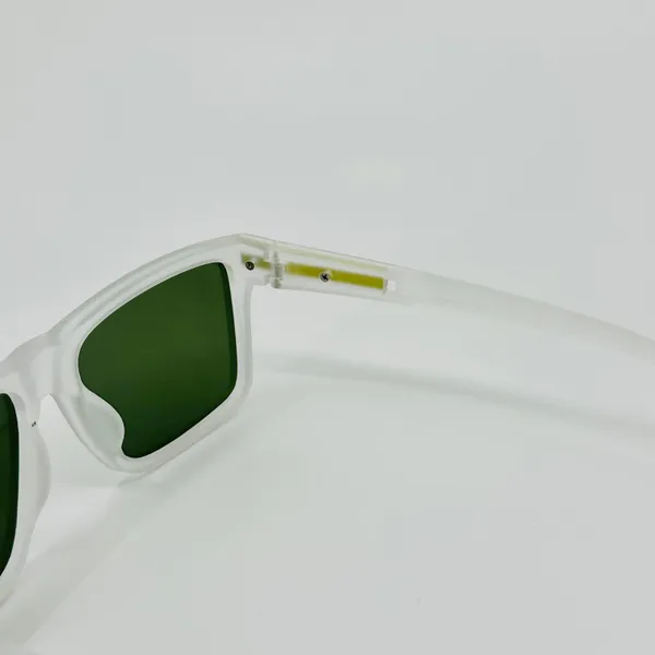 Transparent_Polycarbonate_Premium_&_Elegant_Polarized_Sunglasses_For_Men