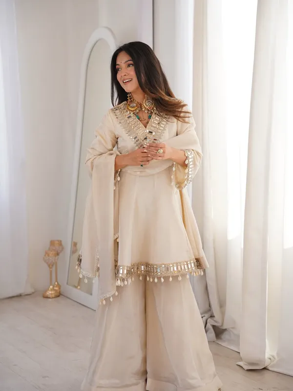 Real_Mirror_Work_Plazzo_Set_With_Kodi_Lace_Dupatta_For_Festive_Look