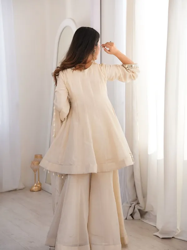 Real_Mirror_Work_Plazzo_Set_With_Kodi_Lace_Dupatta_For_Festive_Look