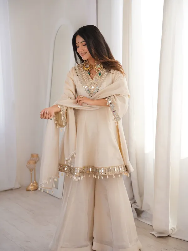Real_Mirror_Work_Plazzo_Set_With_Kodi_Lace_Dupatta_For_Festive_Look