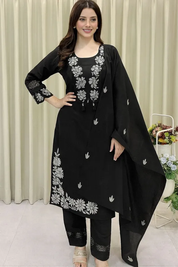 Sheesh_Bloom_Elegance_Ensemble