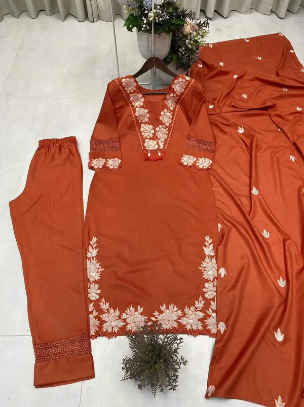 Sheesh_Bloom_Elegance_Ensemble