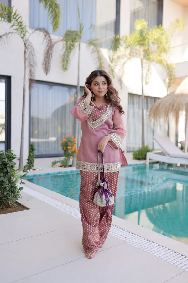 Sheesh_Blush_Zariya_Palazzo_Suit