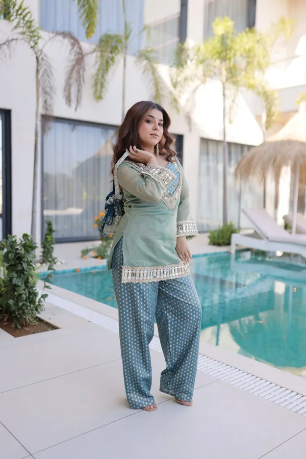 Sheesh_Blush_Zariya_Palazzo_Suit