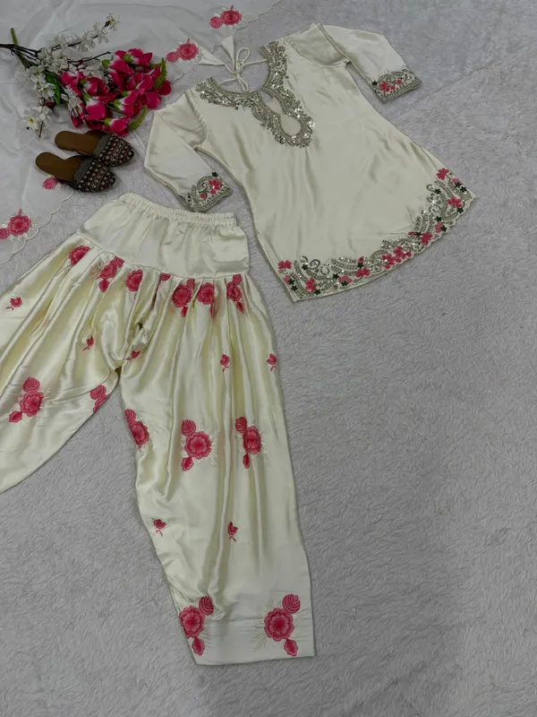 Sheesh_Designer_Japan_Satin_Embroidered_Party_Wear_Suit_Set_with_Farshi_Salwar_&_Organza_Dupatta