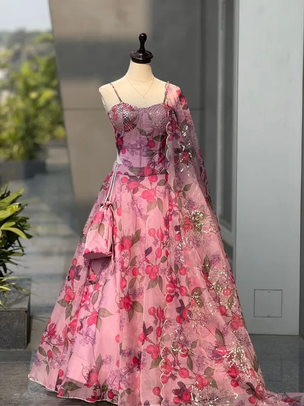 Sheesh_Floral_Printed_Crunchy_Fabric_Lehenga_Choli_Set_with_Embroidered_Dupatta