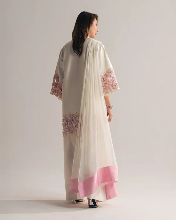 Sheesh_Ivory_Pink_Handwork_Crepe_Silk_Kurti_Set_with_Farshi_Salwar_&_Organza_Dupatta