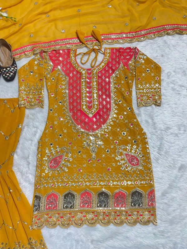 Sheesh_Kesar_Gulnaar_Sharara_Set