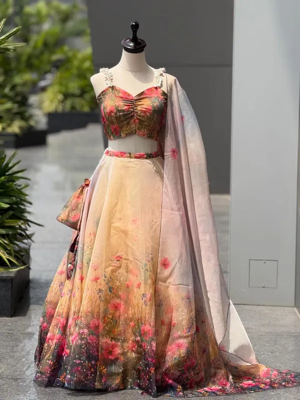 Sheesh_Kesar_Haldi_Celebration_Lehenga