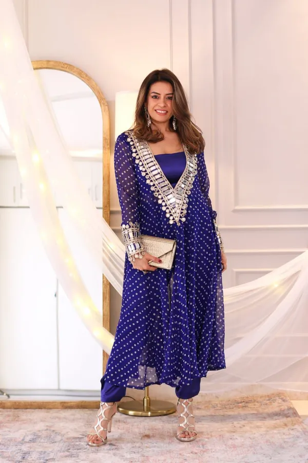 Sheesh_Meera_Classic_Anarkali